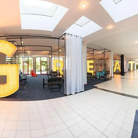 Greet - An Accor - Hotell