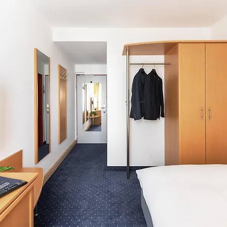 ibis Styles Darmstadt 3*