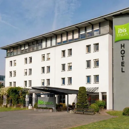 Ibis Styles Hotel 3*